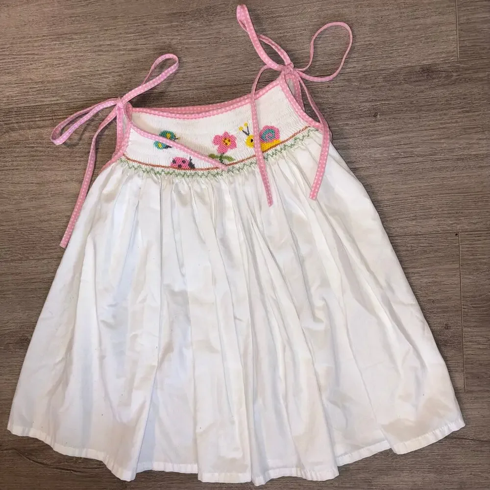 Remember Nguyen Girls White Smocked Top Size 7 Butterfly Ladybug Embroidery - Picture 1 of 7